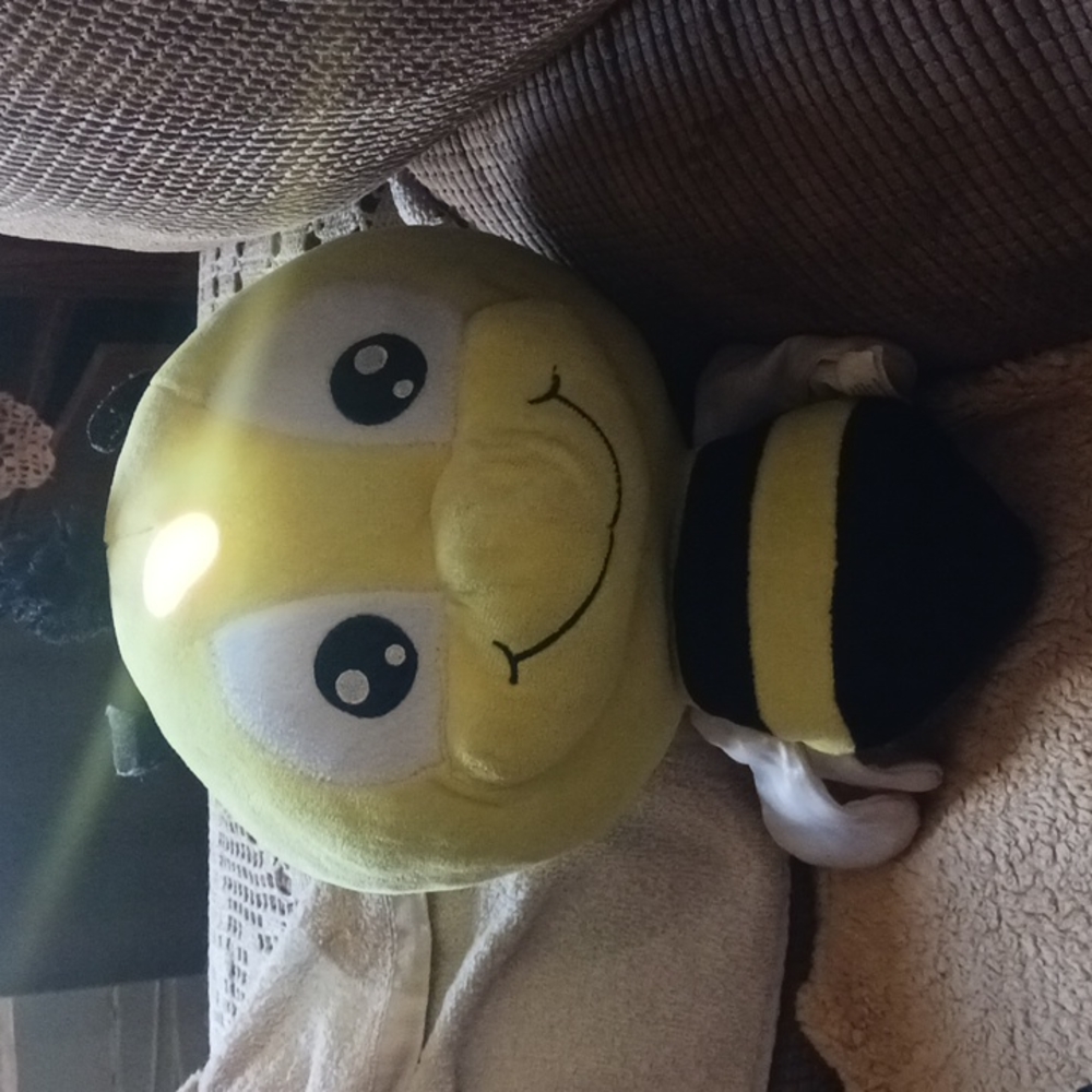 Abeja de peluche